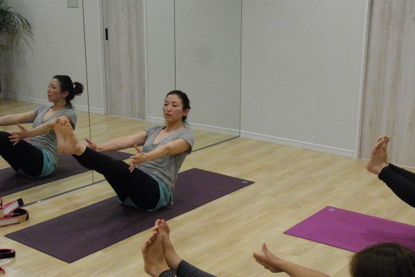 結果がほしい大人女子のためのエクササイズ 美圧ヨガを体験！　その2