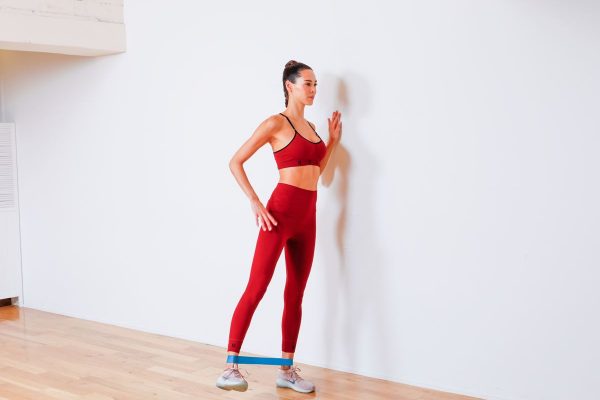 まだ“へんぺい尻”でいるの？つんと上がった美尻を目指す！「エミ流ゴムバンド・トレーニング」④