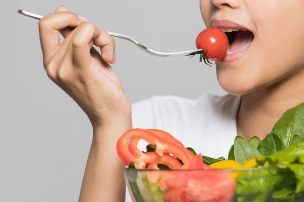 ダイエット本の通りやってみた！1日4ページ読んで実践するだけ…で痩せるの！？