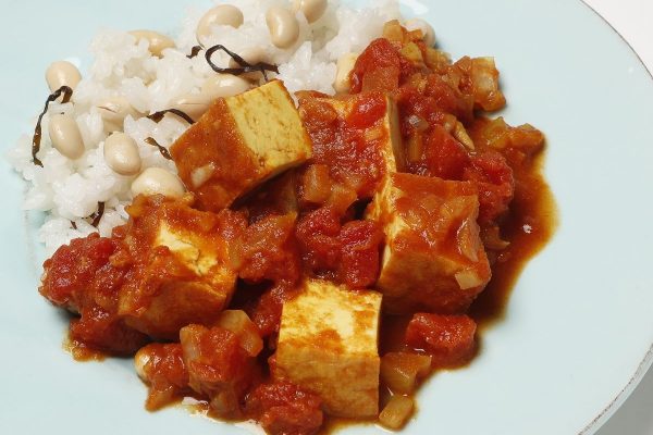カレーと厚揚げはベストマッチ？！食べるだけでメリハリボディに！