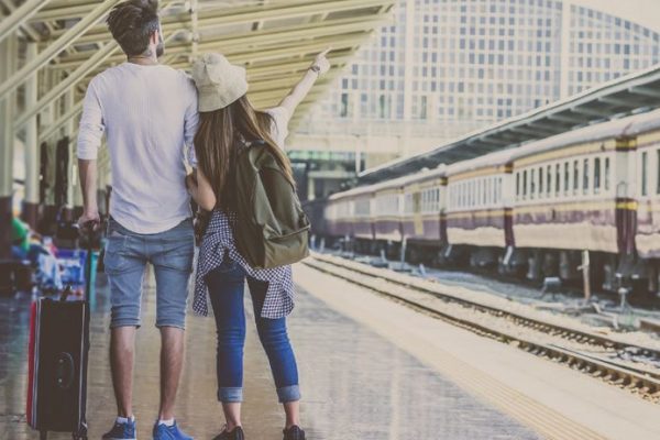 2月生まれは人に頼ることで問題解決。11月生まれは霧が晴れてこの先のビジョンが見えてくる！【マナカードで占う誕生月別今月の運勢】