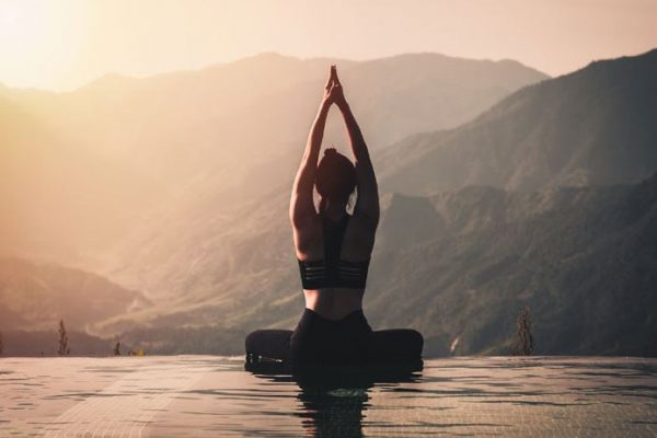 乙女座は運勢絶好調！山羊座は年下男性からのストレスに注意？【スピリチュアルカウンセラーLEIの週間占い】11/25~12/1