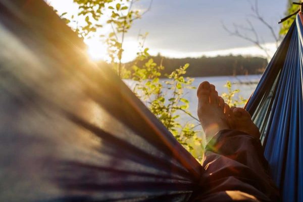 5月生まれは交際費がかさむかも。8月生まれは収入アップの予感！？【マナカードで占う誕生月別今月の運勢】11/28~12/4