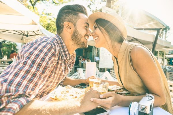 【YOLO的恋愛講座セクシー編】 彼を上手にエッチな気分にさせるには？