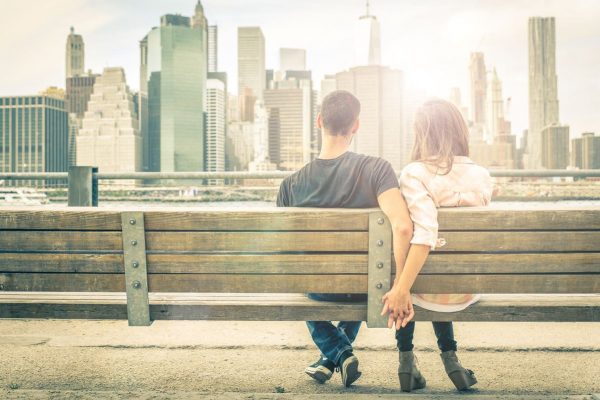 誰かにそばにいてほしい時に効くジョン・レノンの言葉