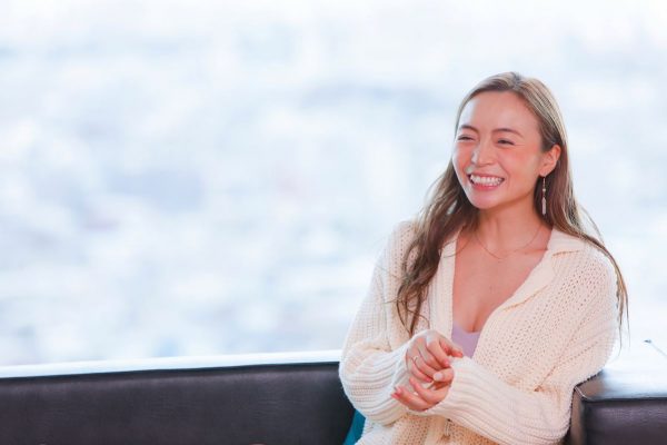 人気ヨガインストラクター・里見茜さん マタニティフォト初公開！ベビーとヨガする日を。