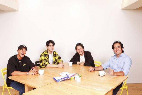 食事に行く行かないは境界線。男子の脈ありサインとは？