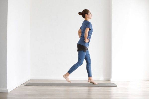 【誌面連動】基本のランニング「スプリットジャンプ」動画