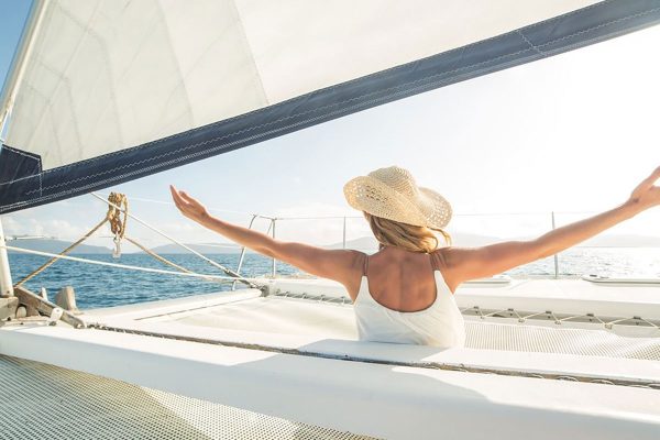 牡牛座は運勢の切り替わり時。獅子座は自分に素直になって【恋のパワーストーン占い】8/6〜8/12