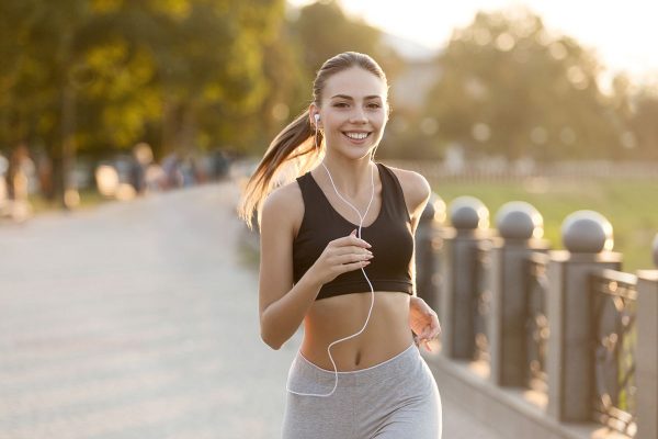 ケールに含まれる【女性を助ける2種の栄養素】とは？