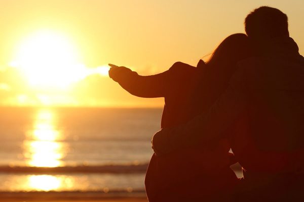 乙女座はまず愛することから始めて。水瓶座は努力が実を結びます【恋のパワーストーン占い】9/17～9/23