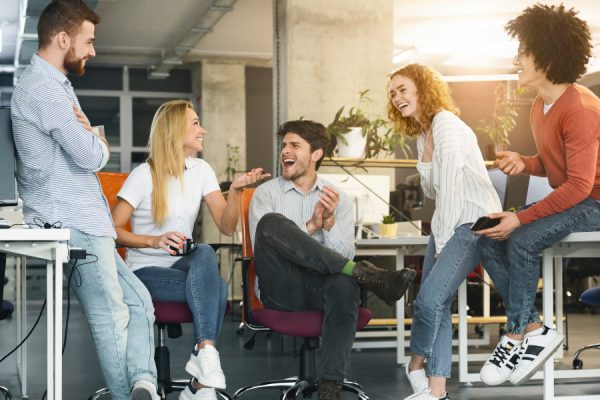 知っておきたい！オフィスでのＮＧ敬語と他人と距離を埋める会話テク