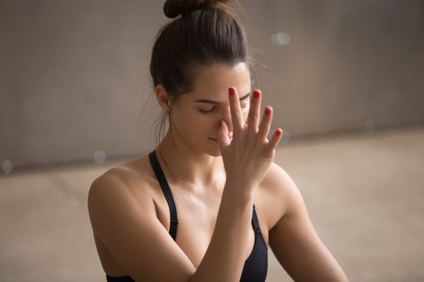 疲れが取れない、風邪をひきやすいのは呼吸のせい?「口呼吸」のデメリットとは?